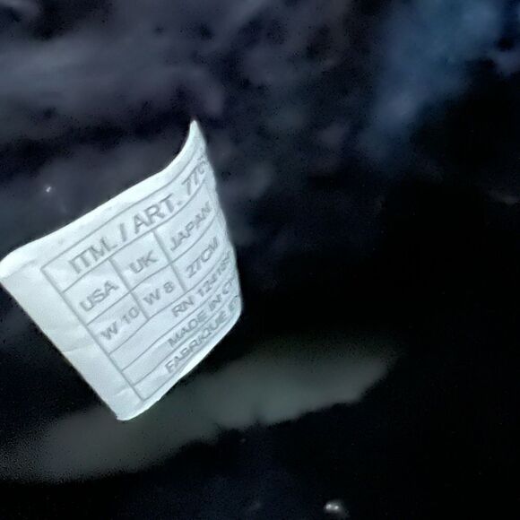 Shearling Ugg style boots, size ladies 10. - Picture 4 of 11